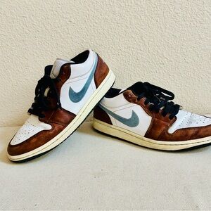 Nike Jordan 1 Retro Low SE White and Brown Athletic Shoes with Gray Blue Logo